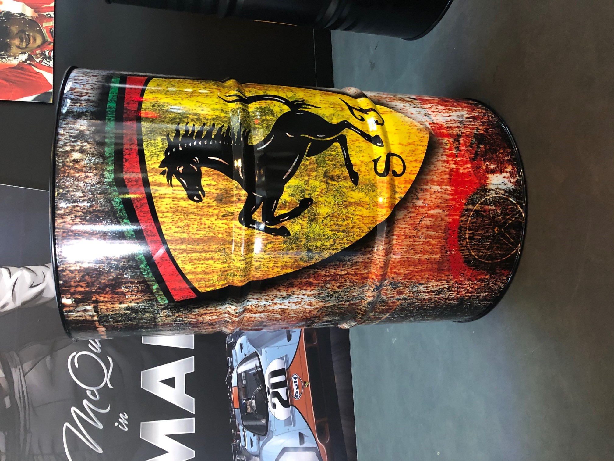 Baril Ferrari patiné custom