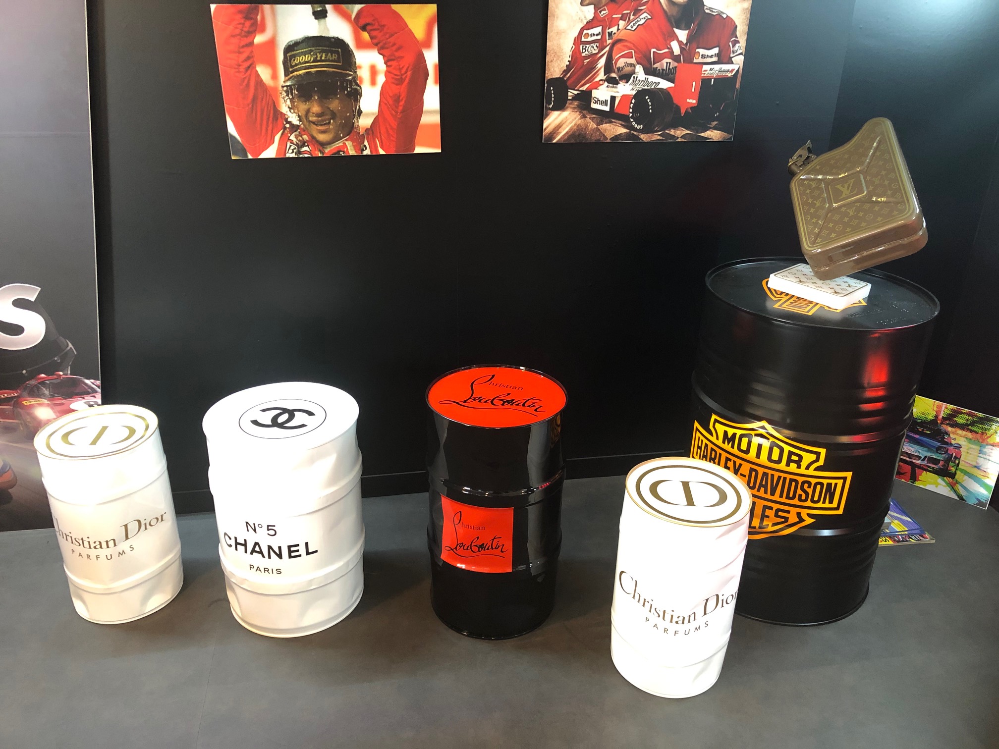 Collection de barils Chanel Dior Harley-Davidson